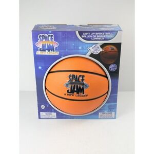 Space Jam 2: A New Legacy - LED Light Up Size 7 Basketball ** New‎ **